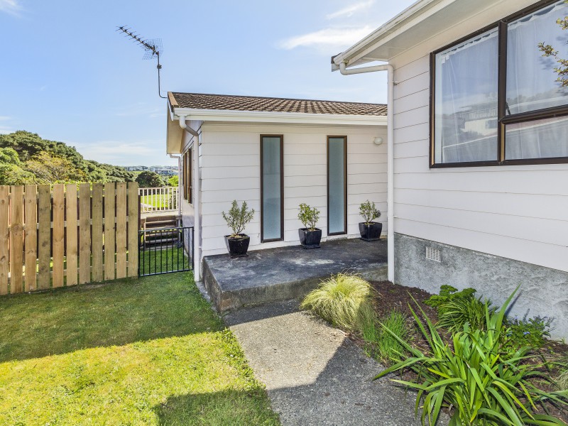 56 Bodmin Terrace, Camborne Porirua City 5028 Tommy's Real Estate