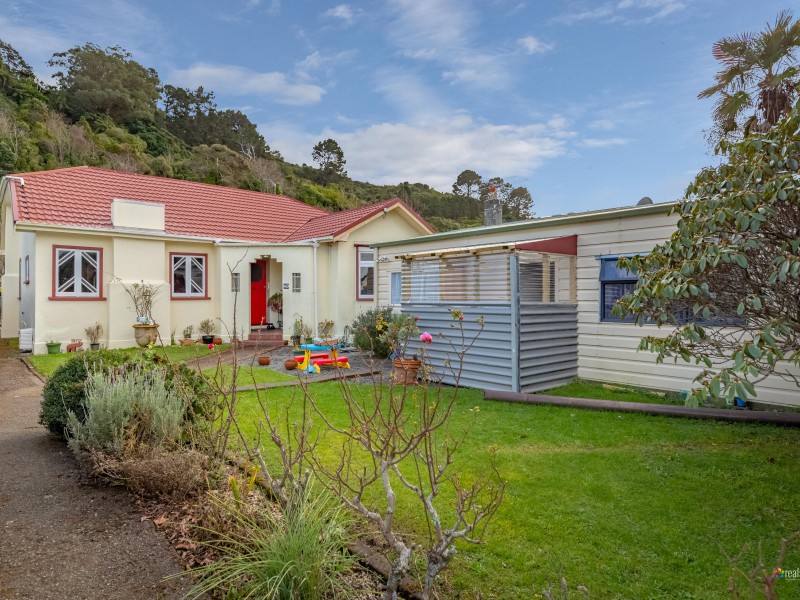 49 Pharazyn St, Melling Lower Hutt City 5010 Tommy's Real Estate