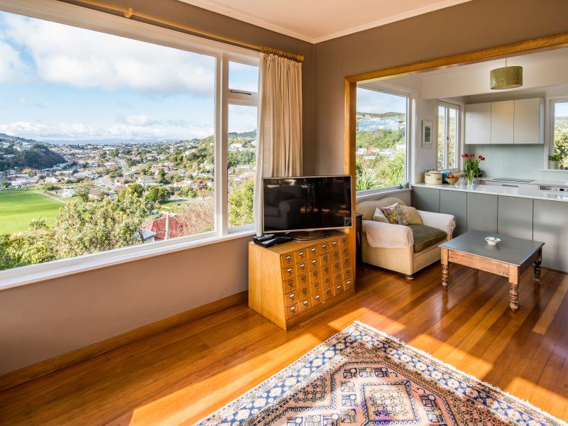 16 Terawhiti Terrace, Karori Wellington 6012 Tommy's Real Estate