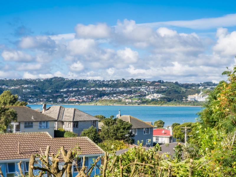 10 Arero Place, Titahi Bay Porirua City 5022 Tommy's Real Estate