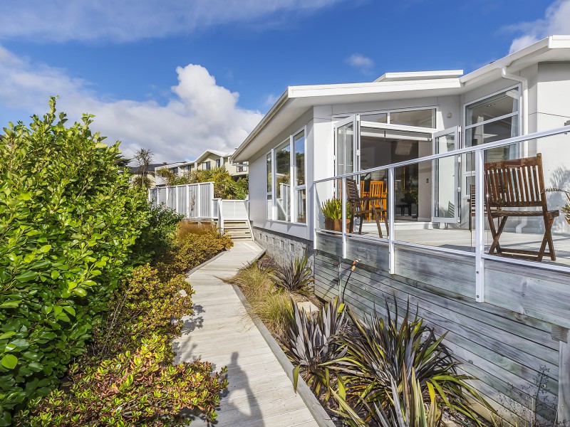 4 Antipodes Lane, Whitby Porirua City 5024 Tommy's Real Estate