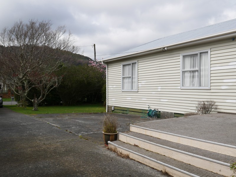 64 Dover Road, Wainuiomata Lower Hutt City Tommy's Real Estate