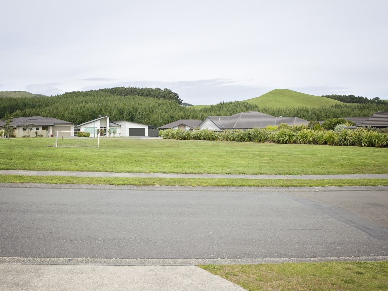 4 Pukemere Way, Pukerua Bay Porirua City 5026 Tommy's Real Estate