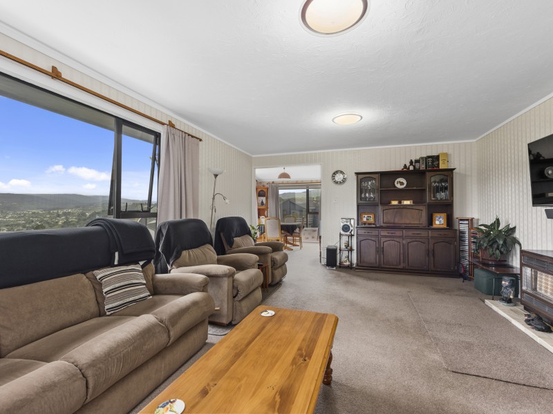 40 Seymour Grove, Kingsley Heights Upper Hutt 5018 Tommy's Real Estate