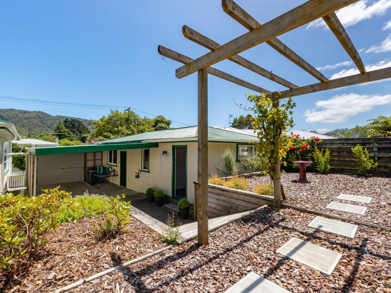 33 Peel Place, Wainuiomata Lower Hutt City Tommy's Real Estate
