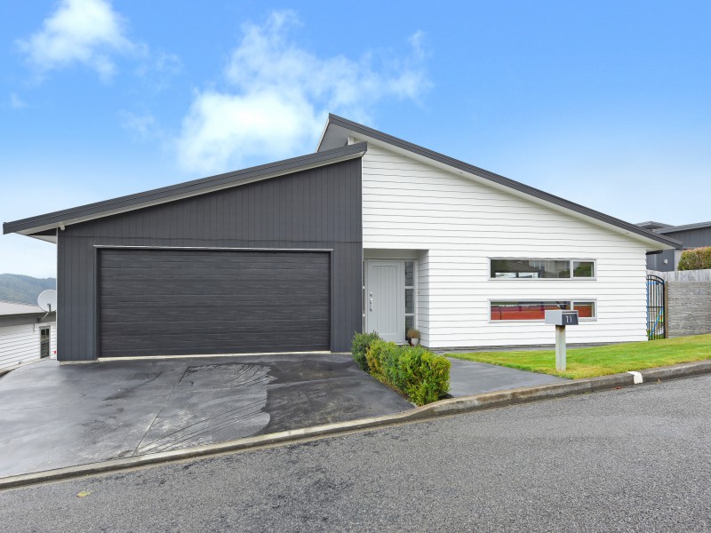 21 Cosgrove Rise, Riverstone Terraces Upper Hutt 5018 Tommy's Real Estate