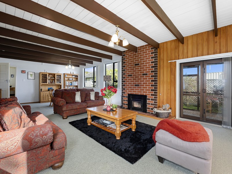 13 Elm Street, Ebdentown Upper Hutt Tommy's Real Estate