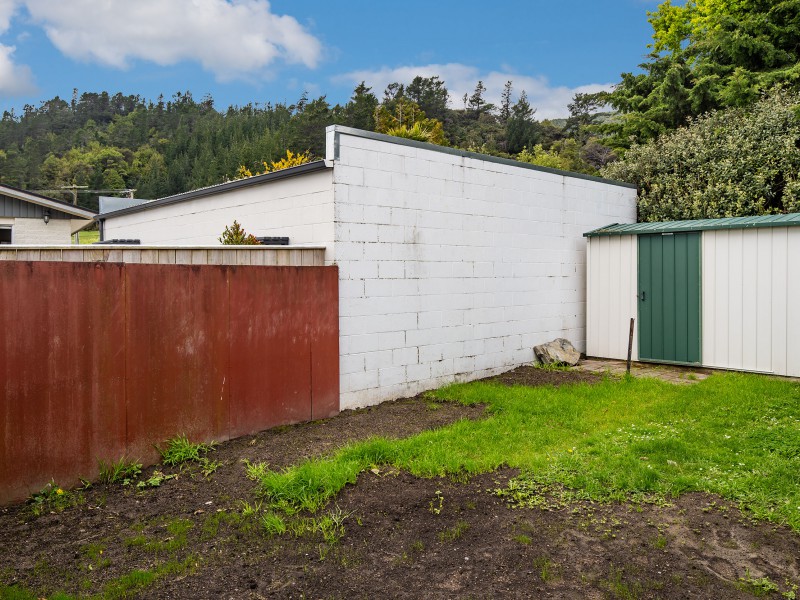 4 Helvetia Grove, Naenae Lower Hutt City 5011 Tommy's Real Estate