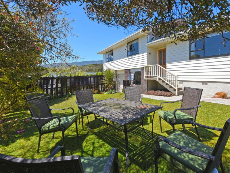 32 Seymour Grove, Kingsley Heights Upper Hutt 5018 Tommy's Real Estate