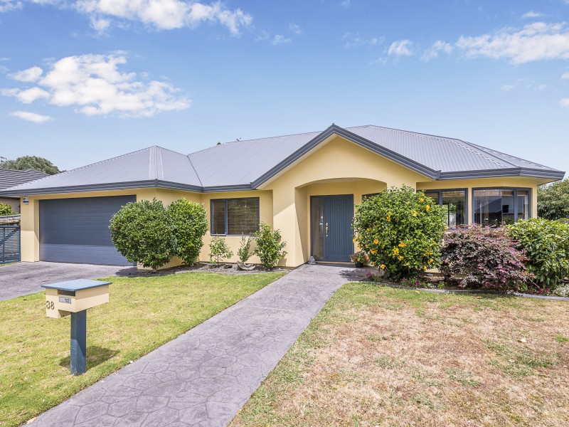 38 Lorna Irene Drive, Raumati South Kapiti Coast 5032 Tommy's Real Estate