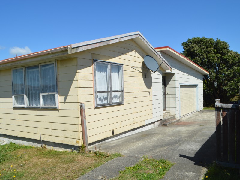 13 Almora View, Ascot Park Porirua City 5024 Tommy's Real Estate