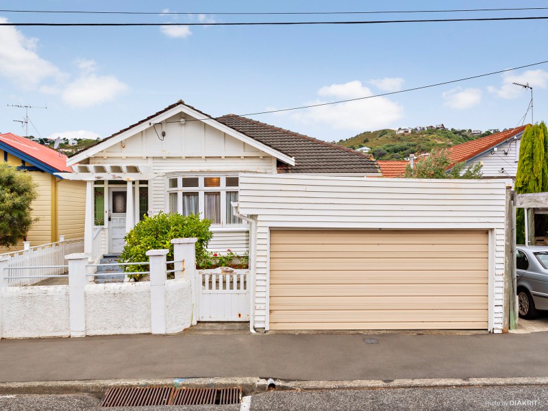 73 Derwent Street, Island Bay Wellington 6023 Tommy's Real Estate