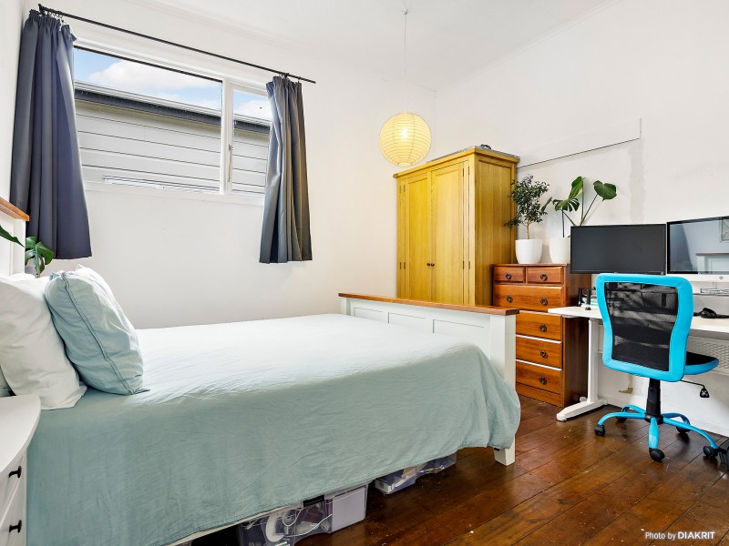 21 Charlotte Avenue, Brooklyn Wellington 6021 Tommy's Real Estate