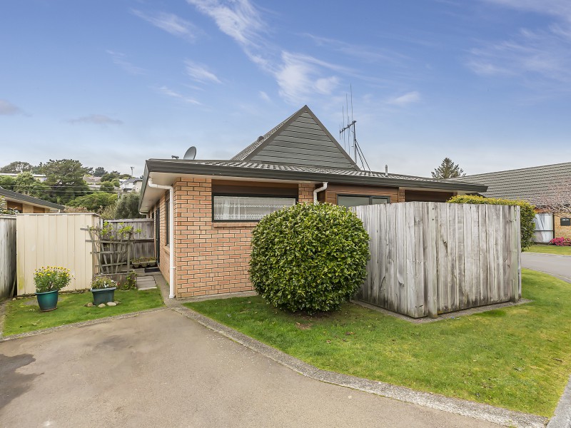 42/42 Main Road, Tawa Wellington 5028 Tommy's Real Estate