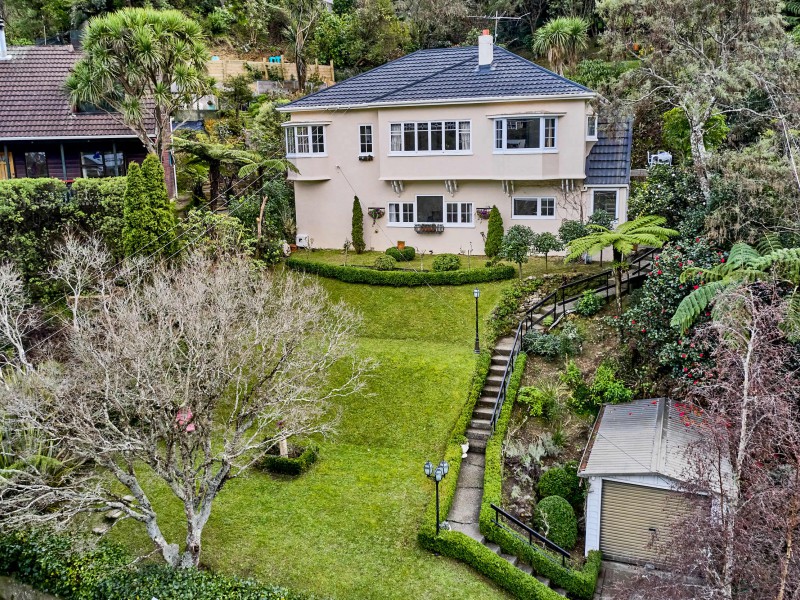 26 Waitohu Road, York Bay, Eastbourne Lower Hutt City 5013 Tommy's