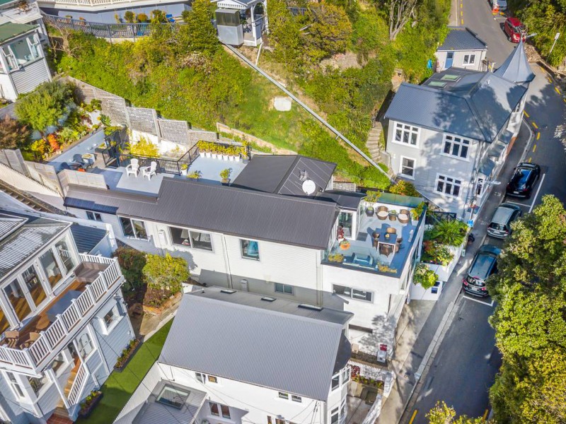 17 Hay Street, Oriental Bay Wellington 6011 Tommy's Real Estate